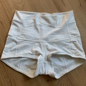 Lululemon shorts size 6